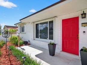 6360 Plunkett Street, Hollywood FL 33023
