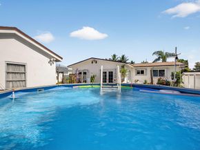 6360 Plunkett Street, Hollywood FL 33023