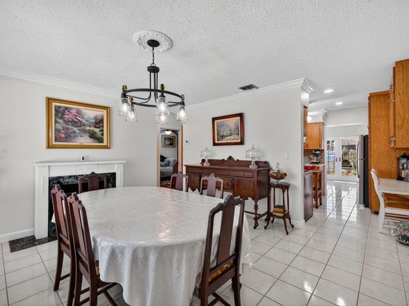 6360 Plunkett Street, Hollywood FL 33023