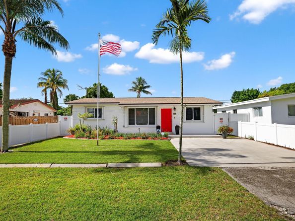 6360 Plunkett Street, Hollywood FL 33023
