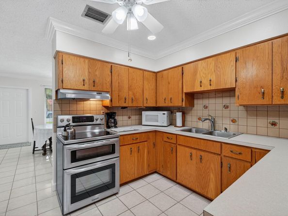 6360 Plunkett Street, Hollywood FL 33023