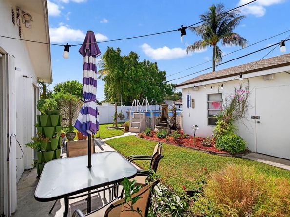 6360 Plunkett Street, Hollywood FL 33023