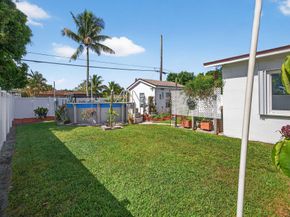 6360 Plunkett Street, Hollywood FL 33023