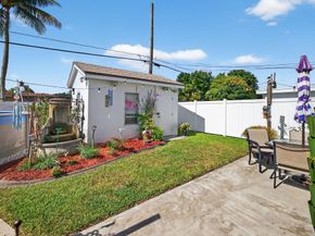 6360 Plunkett Street, Hollywood FL 33023