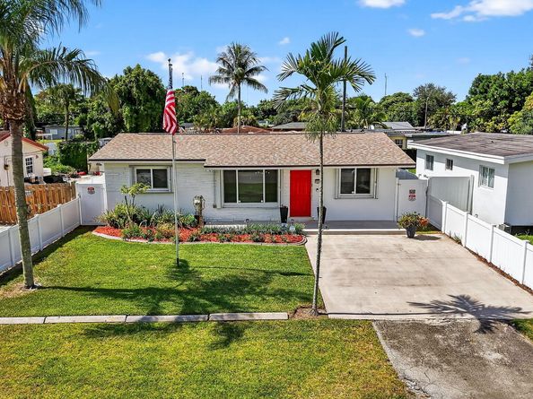6360 Plunkett Street, Hollywood FL 33023