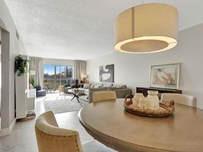 2802 Victoria Way E2, Coconut Creek FL 33066