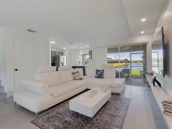 6242 Eaton Street, West Palm Beach FL 33411