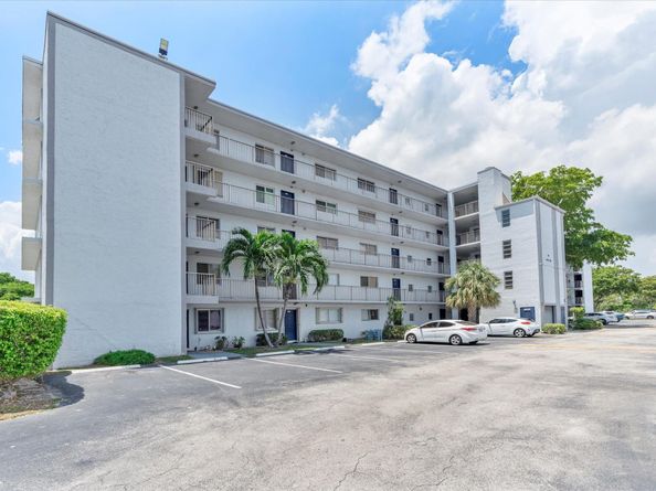 8610 N Sherman Cir 103, Miramar FL 33025