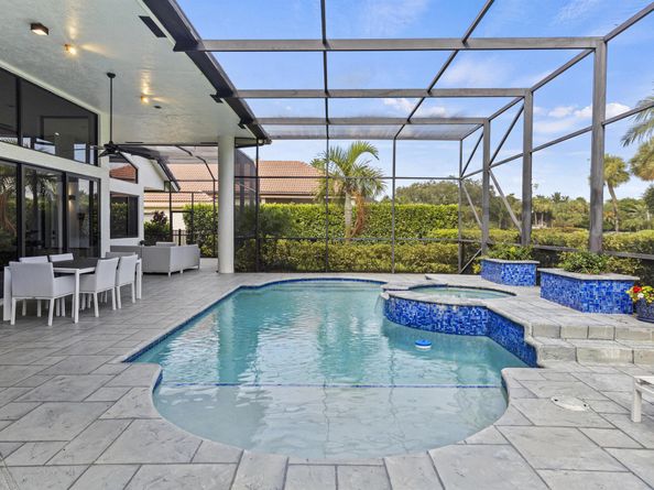 10265 Shireoaks Lane, Boca Raton FL 33498