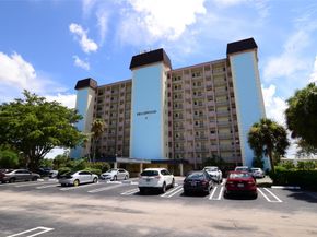 3575 Broken Woods Drive 502, Coral Springs FL 33065
