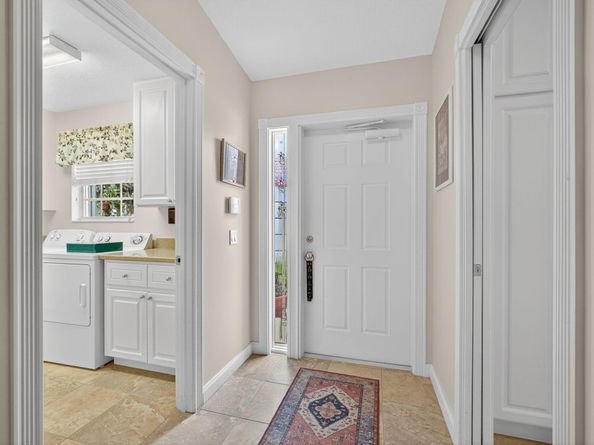 8419 St Johns Court, Wellington FL 33414