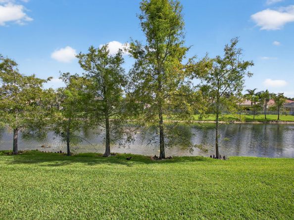8419 St Johns Court, Wellington FL 33414