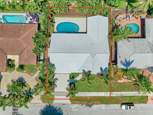 5921 NE 22nd Way, Fort Lauderdale FL 33308