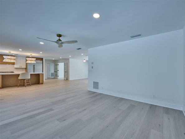 5921 NE 22nd Way, Fort Lauderdale FL 33308