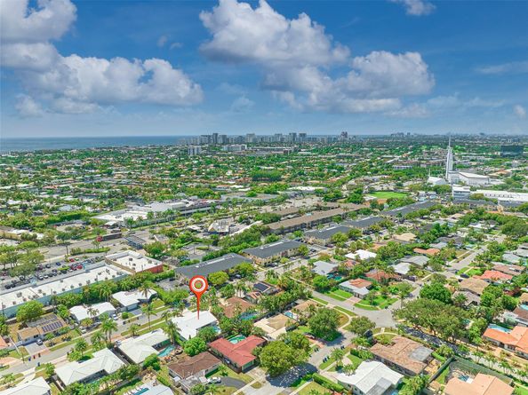 5921 NE 22nd Way, Fort Lauderdale FL 33308