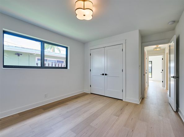 5921 NE 22nd Way, Fort Lauderdale FL 33308