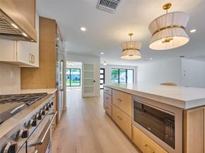 5921 NE 22nd Way, Fort Lauderdale FL 33308