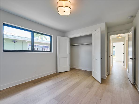 5921 NE 22nd Way, Fort Lauderdale FL 33308