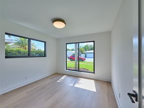 5921 NE 22nd Way, Fort Lauderdale FL 33308
