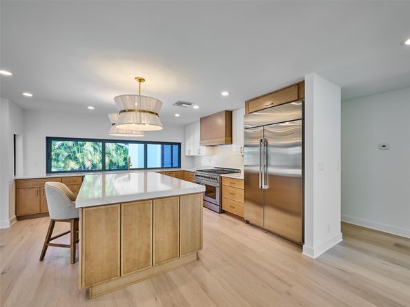5921 NE 22nd Way, Fort Lauderdale FL 33308