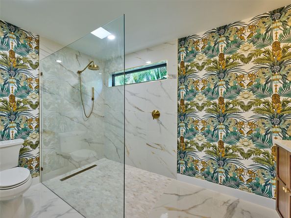 5921 NE 22nd Way, Fort Lauderdale FL 33308