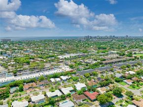 5921 NE 22nd Way, Fort Lauderdale FL 33308