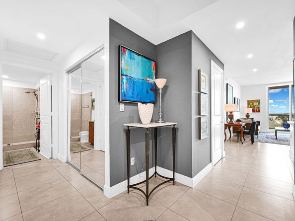 315 NE 3rd Avenue 1008, Fort Lauderdale FL 33301