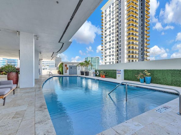 315 NE 3rd Avenue 1008, Fort Lauderdale FL 33301