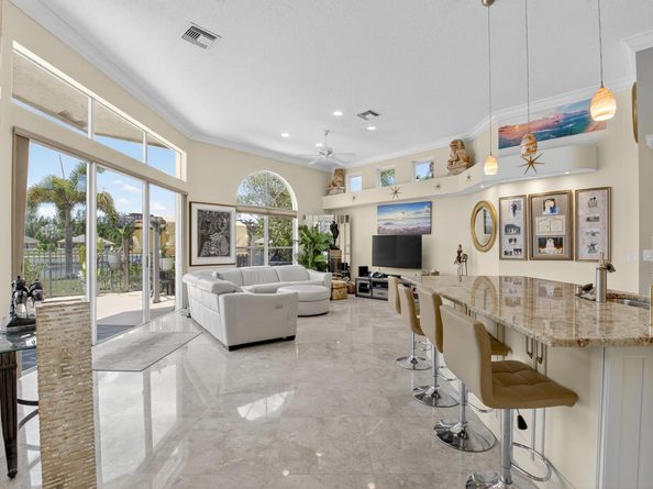 8121 Desmond Drive, Boynton Beach FL 33472