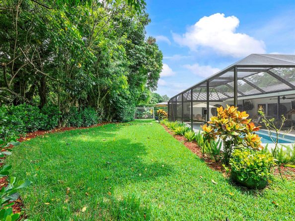 2421 NW 36th Street, Boca Raton FL 33431