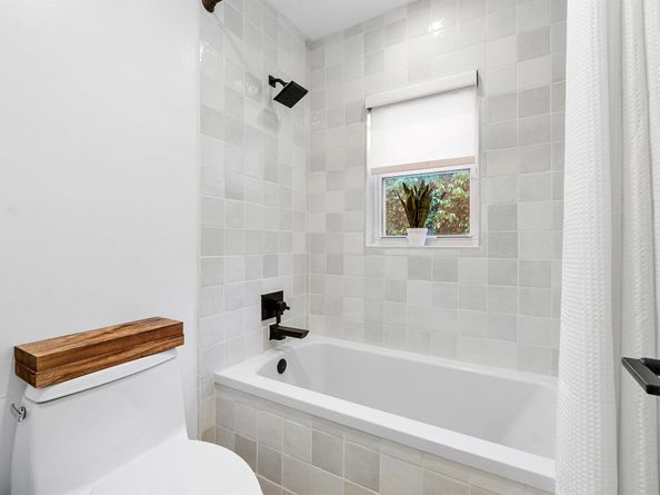 2421 NW 36th Street, Boca Raton FL 33431