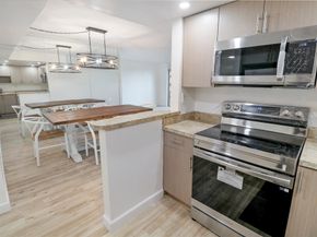 3300 W Rolling Hills Cir 503, Davie FL 33328