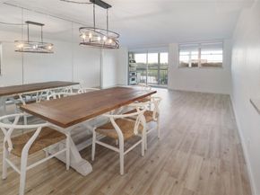 3300 W Rolling Hills Cir 503, Davie FL 33328