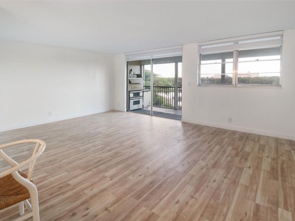 3300 W Rolling Hills Cir 503, Davie FL 33328