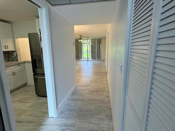 9411 Evergreen Place 102, Davie FL 33324