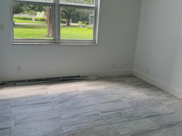 9411 Evergreen Place 102, Davie FL 33324