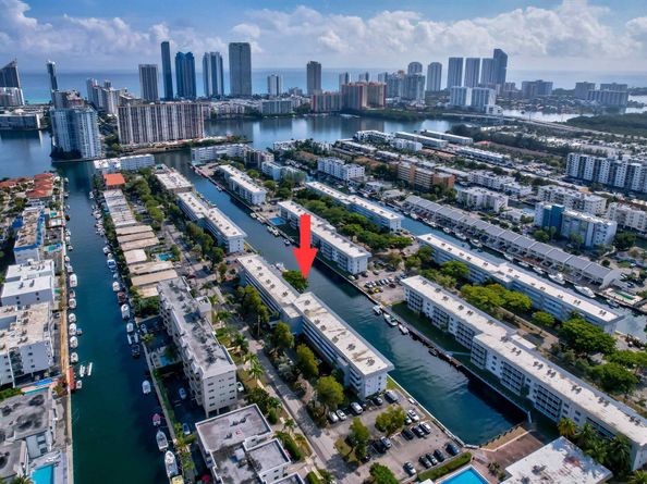 3600 NE 170th Street 407, North Miami Beach FL 33160