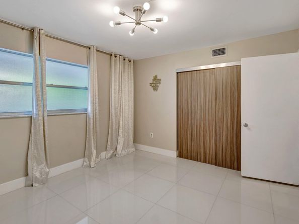 3600 NE 170th Street 407, North Miami Beach FL 33160