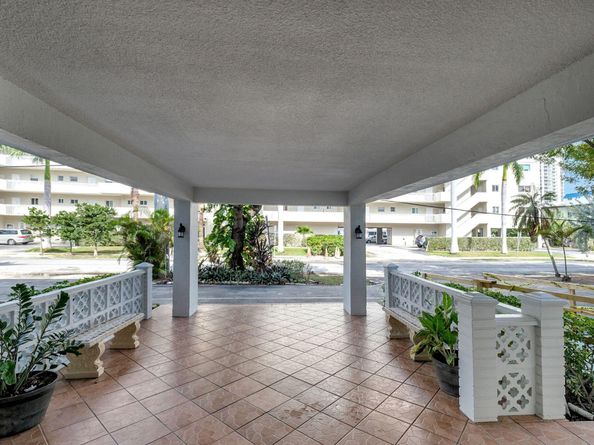 3600 NE 170th Street 407, North Miami Beach FL 33160