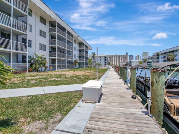3600 NE 170th Street 407, North Miami Beach FL 33160