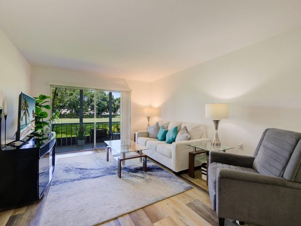 4502 Martinique Way E1, Coconut Creek FL 33066