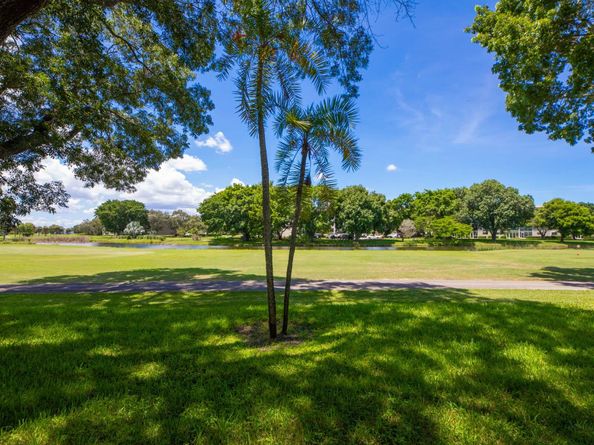 4502 Martinique Way E1, Coconut Creek FL 33066