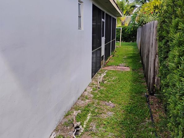 1500 N 47th Avenue, Hollywood FL 33021