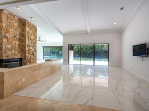 1400 NW 101st Ter, Plantation FL 33322