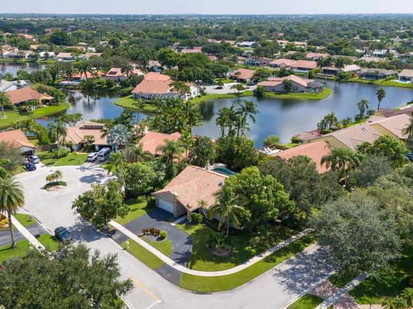 1400 NW 101st Ter, Plantation FL 33322
