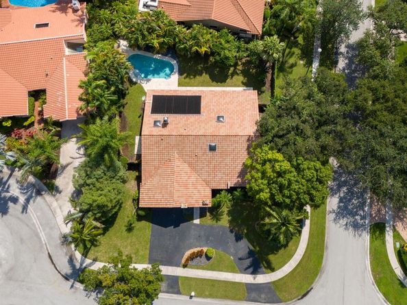 1400 NW 101st Ter, Plantation FL 33322
