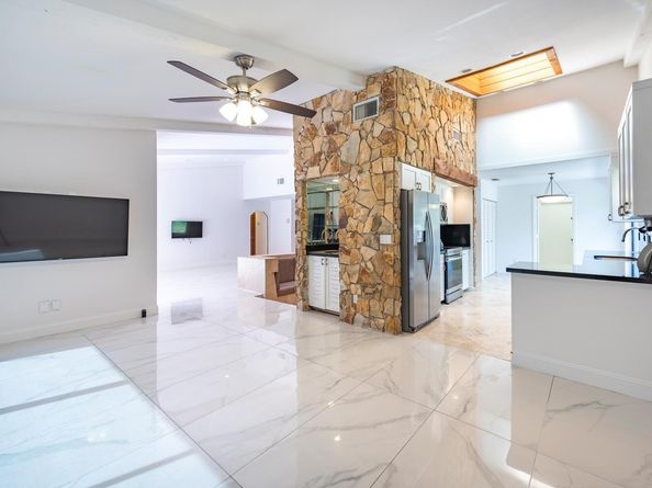 1400 NW 101st Ter, Plantation FL 33322