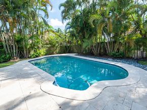 1400 NW 101st Ter, Plantation FL 33322