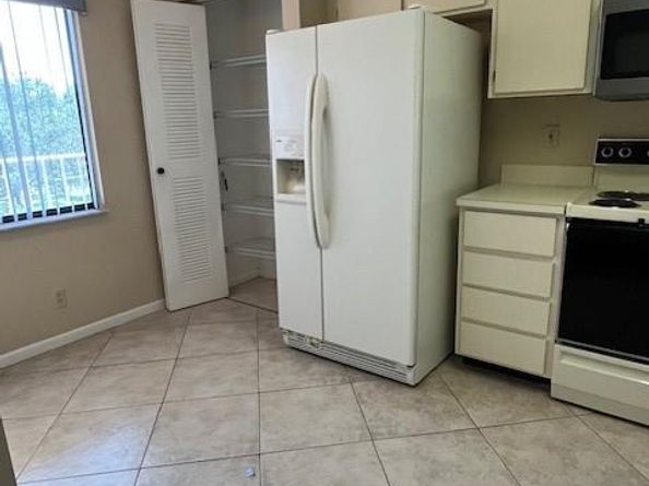 7351 Kinghurst Dr 302, Delray Beach FL 33446