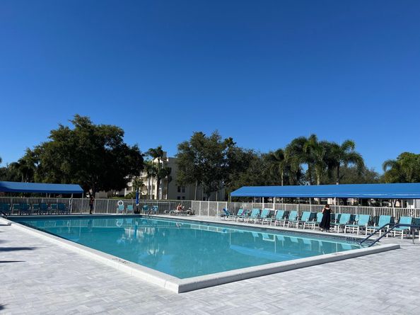 7351 Kinghurst Dr 302, Delray Beach FL 33446